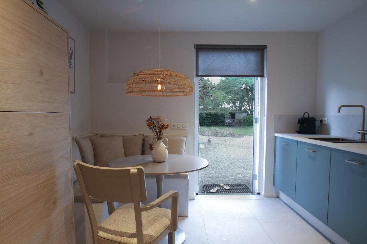 Het Rooversnest Riel Bagian luar foto
